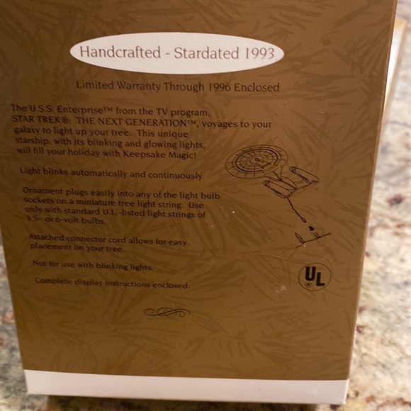 Vintage 1993 Hallmark USS Enterprise Next Generation - Picture 6 of 6